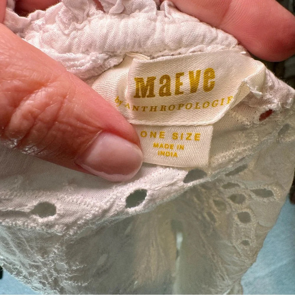 Anthropologie Maeve white TIE-FRONT LACE LAYER - One Size, eyelet, tassel - Picture 4 of 7